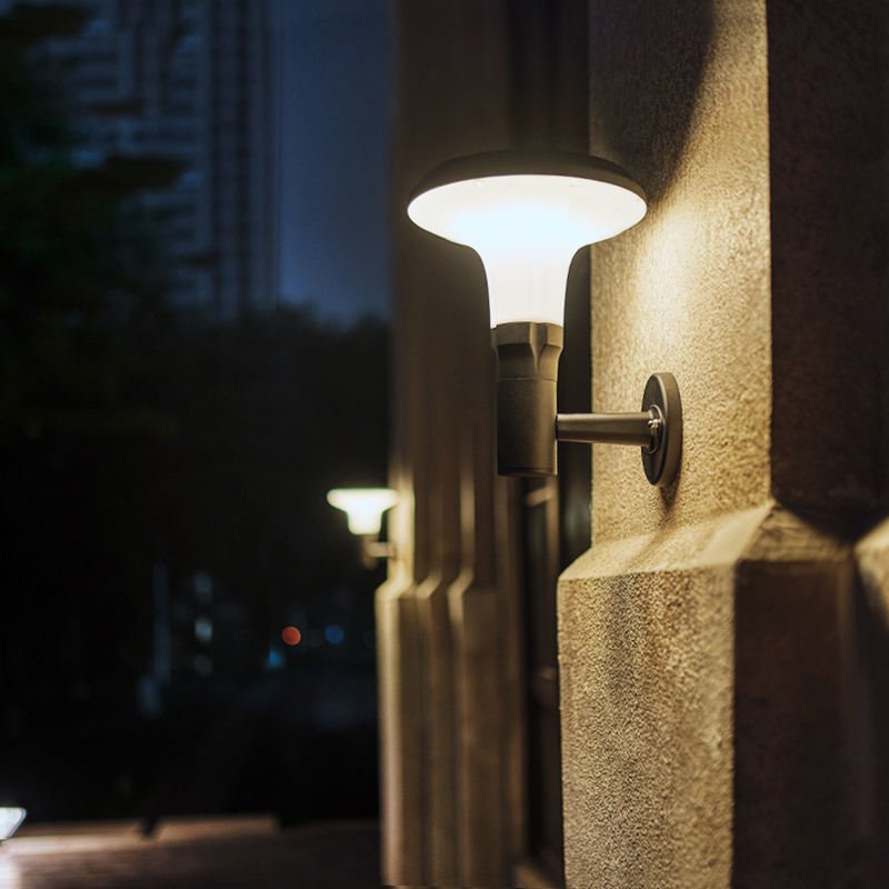 3.2V/8000mAh Outdoor Ip65 Waterproof Led Solar Wall Mounted Light Garden Light