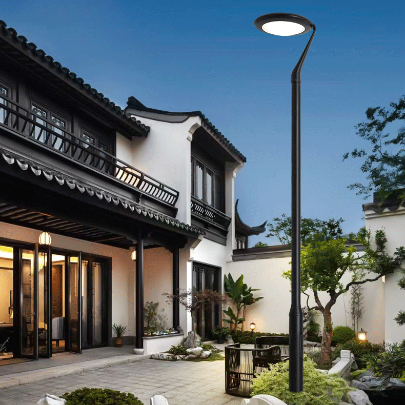 Rechargeable Outdoor Lamp Portable LED Garden Light for Patio, Camping and Yard