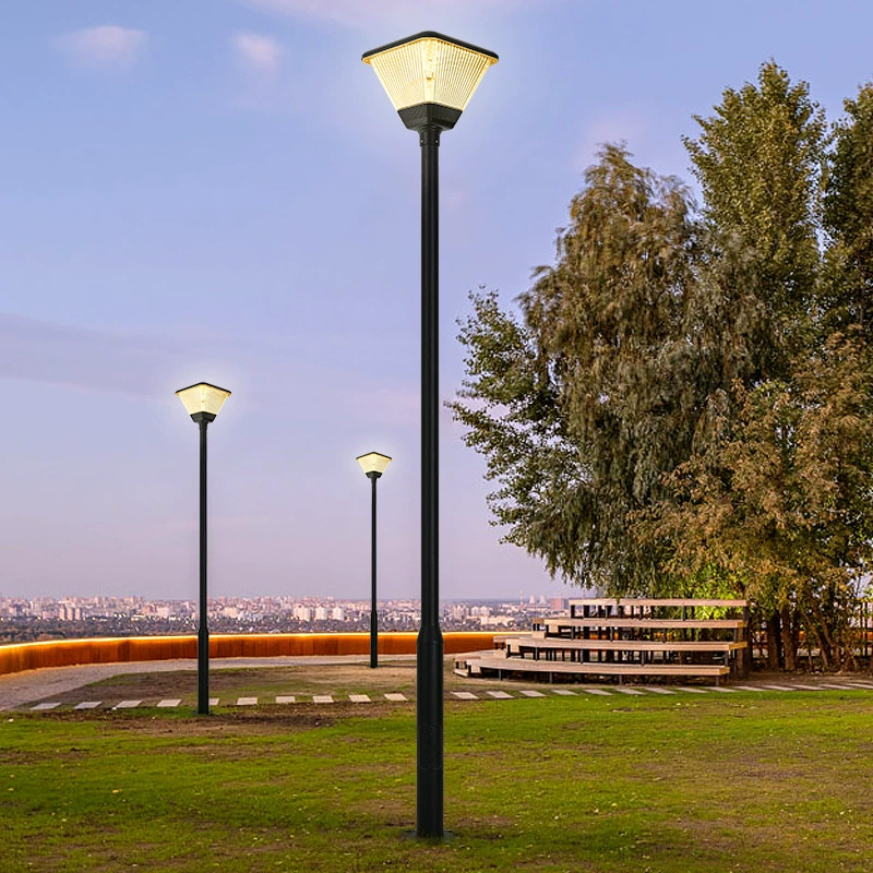 Decorative Garden Light Lantern Style Solar LED Outdoor Lamp for Patio and Lawn